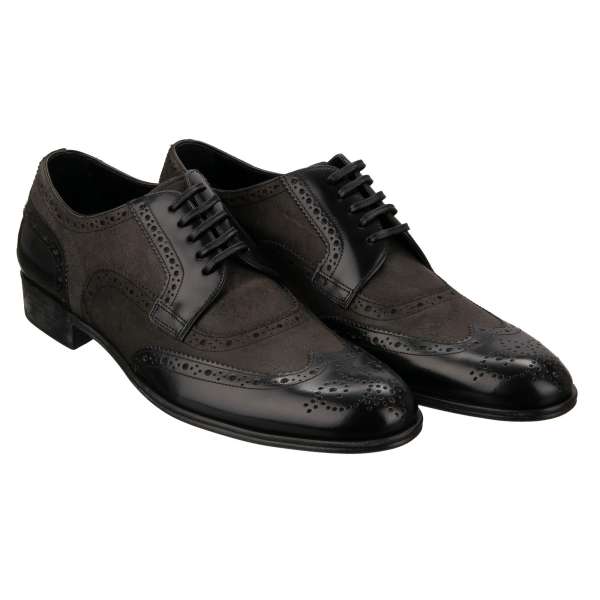 Derby Schuhe aus zwei Leder Varianten mit dekorativen Komponenten in Schwarz von DOLCE & GABBANA